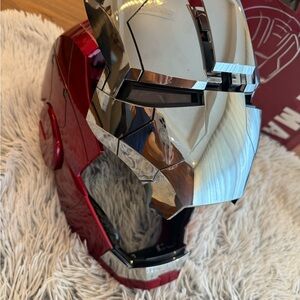Iron Man Helmet Mark V Display Box